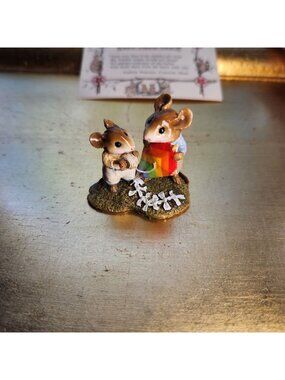 Wee Forest Folk Figurine 1995 William Petersen Handpainted M-207 High FlyerMice